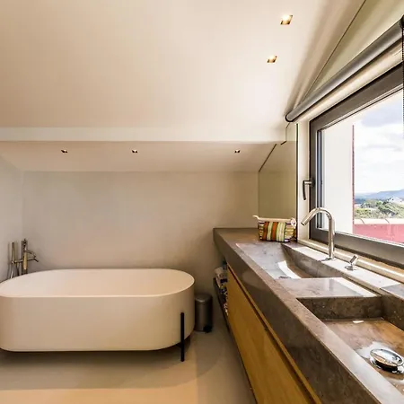 Hotel Cliff Keyweek Architect's With Pool And Sea Views In 4*