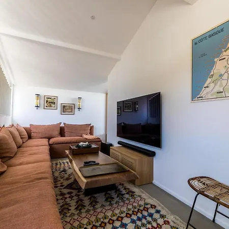 Hotel Cliff Keyweek Architect's With Pool And Sea Views In Bidart