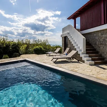 Hotel Cliff Keyweek Architect's With Pool And Sea Views In Bidart
