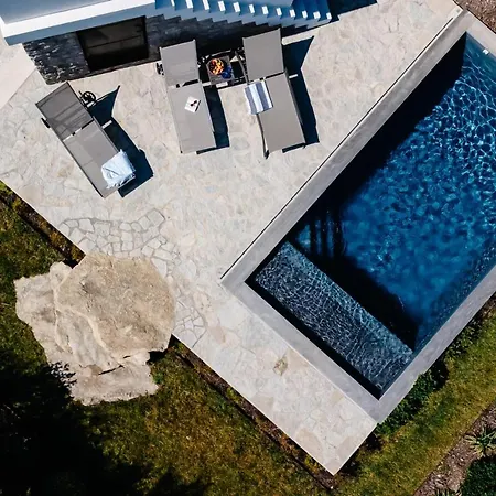 Cliff Keyweek Architect's With Pool And Sea Views In 4* Bidart